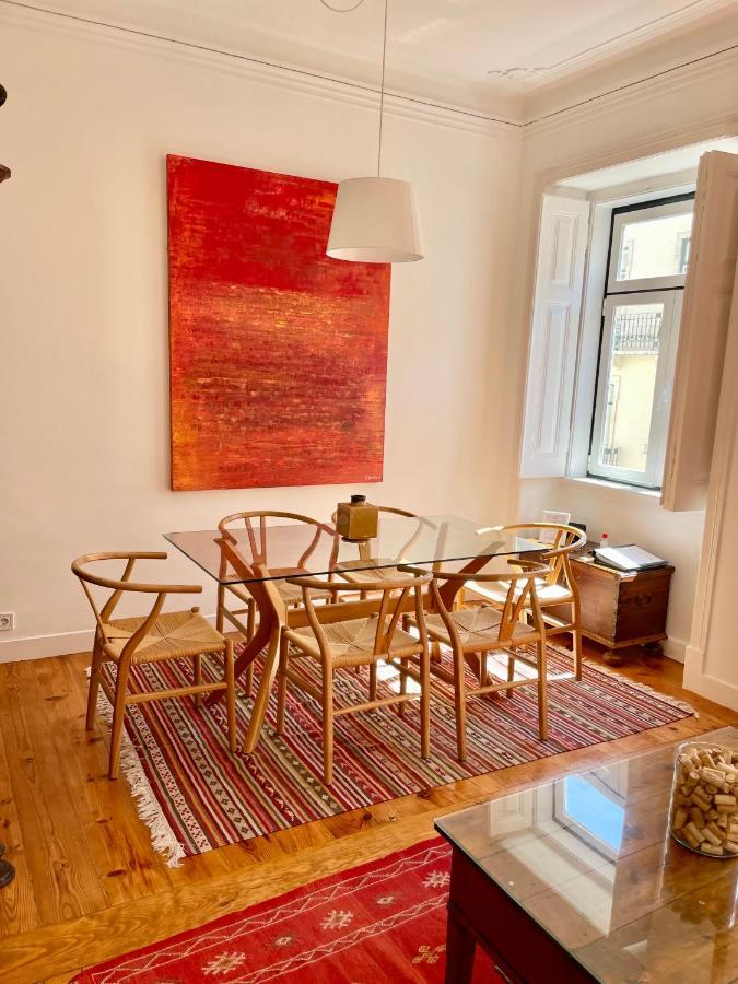 4 Bedroom Apartment On The City Center Lisbon Bagian luar foto