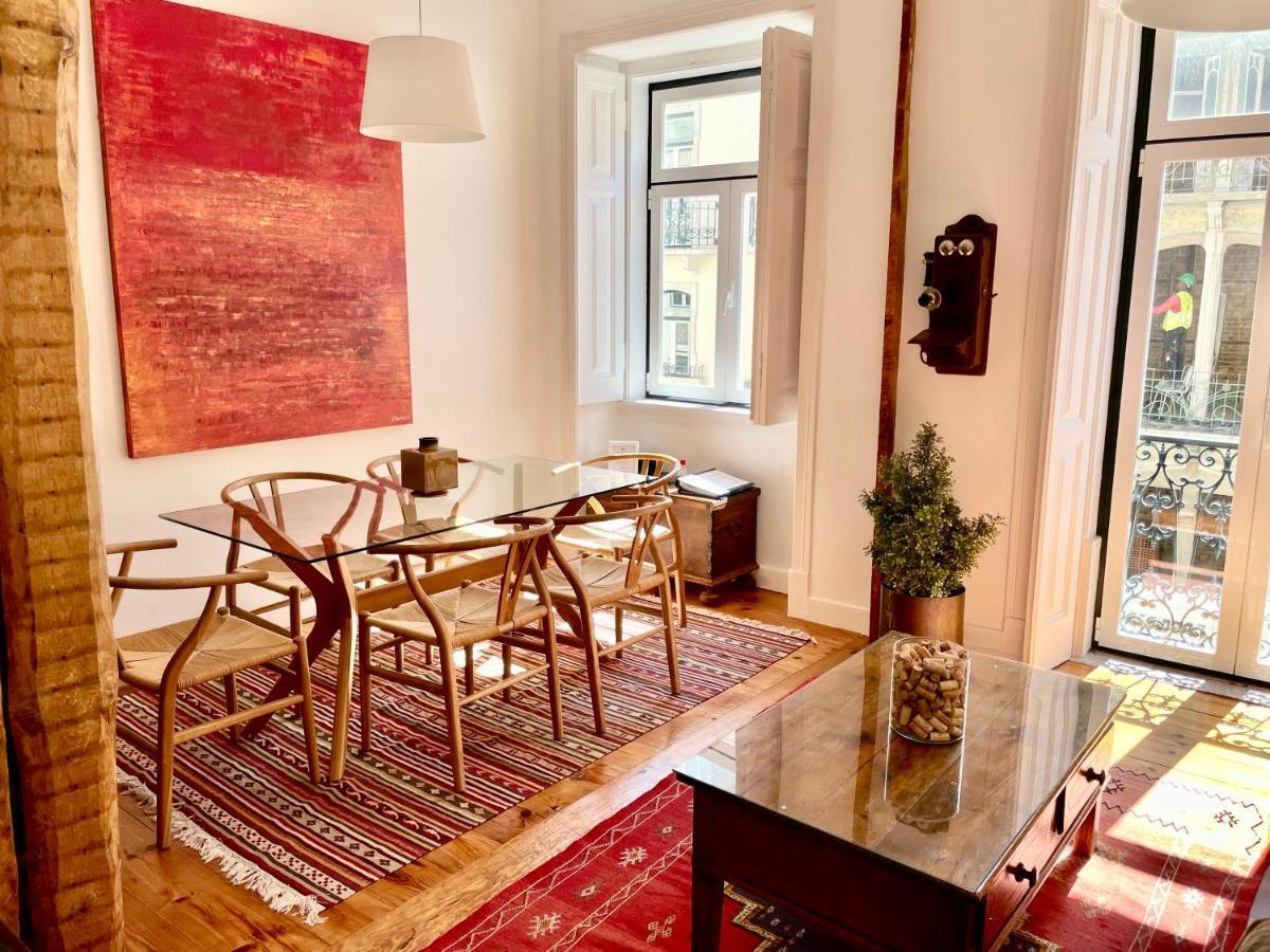 4 Bedroom Apartment On The City Center Lisbon Bagian luar foto