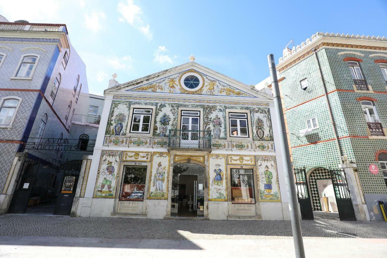 4 Bedroom Apartment On The City Center Lisbon Bagian luar foto