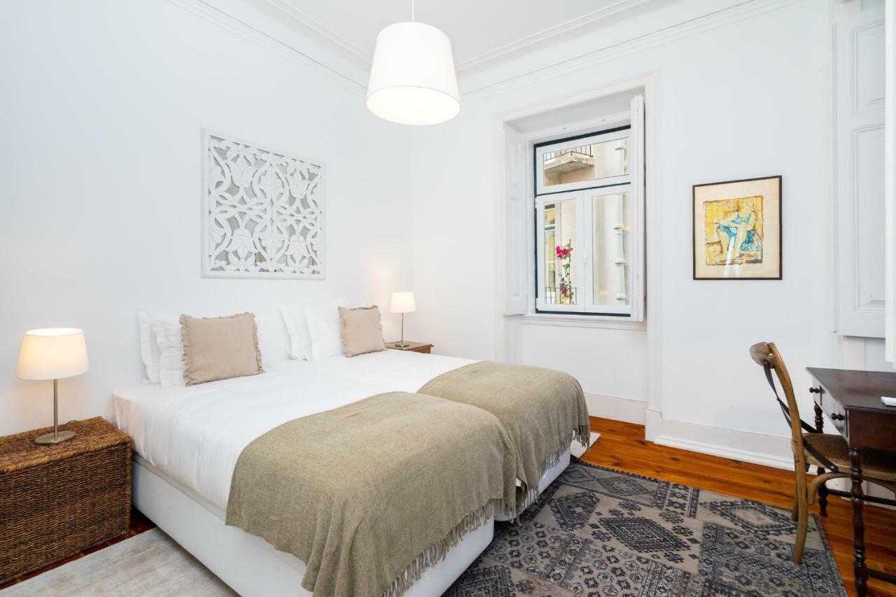 4 Bedroom Apartment On The City Center Lisbon Bagian luar foto